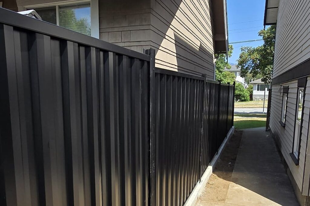 service fencing landscape